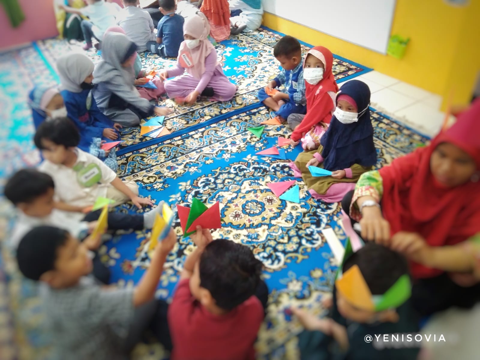 Kegiatan anak di sekolah